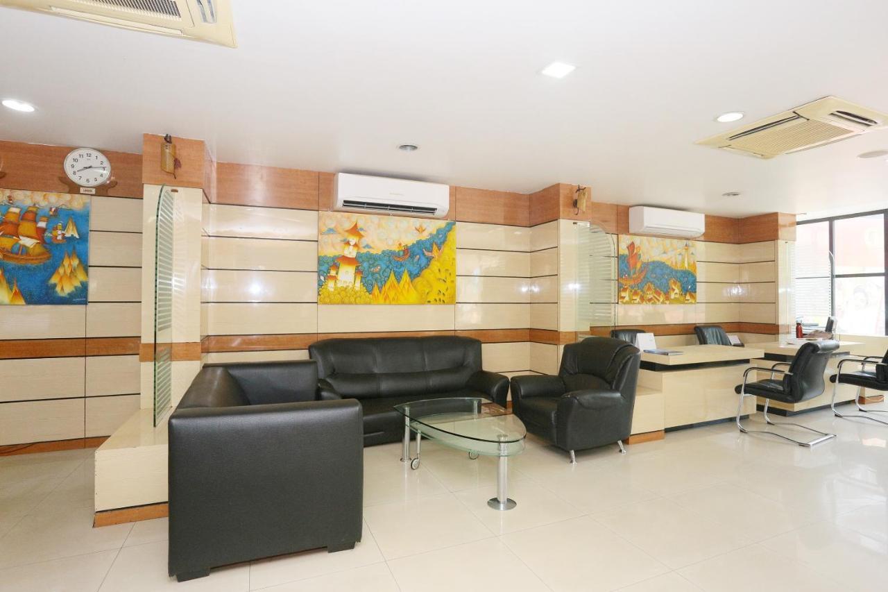 Capital O 45944 Club 7 Ξενοδοχείο Tiruvalla Εξωτερικό φωτογραφία
